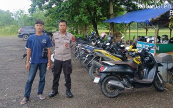 Polsek Rangkasbitung Patroli Cek Parkir Kolam Renang BIM: Imbau Waspada Curi Motor