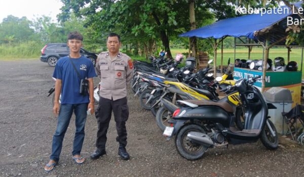 Polsek Rangkasbitung Patroli Cek Parkir Kolam Renang BIM: Imbau Waspada Curi Motor