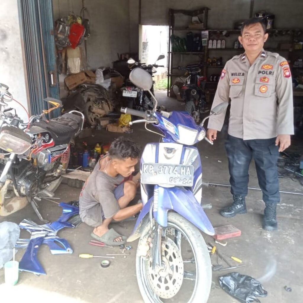 Polsek Sebangki Patroli Dialogis ke Bengkel: Imbau Karyawan Waspada Pencurian Motor