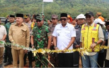 Jembatan Bailey Krueng Beutong di Kabupaten Nagan Raya Aceh