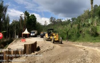 Kementerian PU menangani longsor dan jalan putus di Sumatera Utara