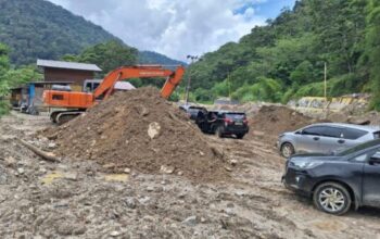 Longsor jalan nasional Gayo Lues–Aceh Tenggara akibat hujan deras