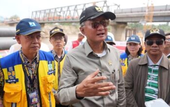 Menteri PU meninjau Jembatan Krueng Tingkeum di Bireuen Aceh