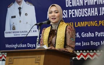 Ketua TP PKK Lampung Purnama Wulan Mirza bersama APJI Lampung membahas pengawasan MBG dan UMKM kuliner