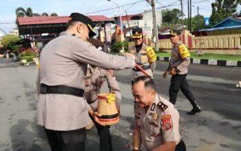 Polresta Deli Serdang Gelar Upacara Kenaikan Pangkat, Jumat (2/1/2026).