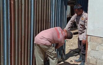 Rumah swadaya korban banjir dibangun Brimob dan warga di Tapanuli Selatan