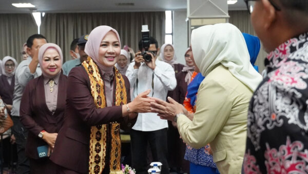 Ketua TP PKK Lampung pada pelantikan BKOW 2025-2030