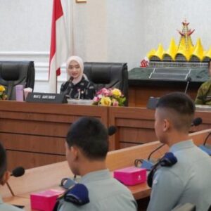 Wagub Lampung Jihan Nurlela Beri Arahan Siswa Krida Nusantara, Tekankan Disiplin dan Adaptasi Teknologi