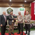 Laboratorium Sosial untuk Polri: Dari Pemolisian Reaktif Menuju Pemolisian Reflektif Berbasis Riset