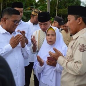 Safari Ramadan di Lebak, Gubernur Andra Soni Alokasikan 45 Km Jalan Desa pada 2026