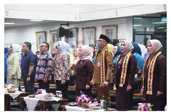 Gubernur Lampung Lantik Pengurus BKOW 2025–2030