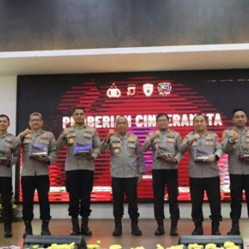 Kapolda Jabar Pimpin Sertijab PJU dan Kapolres Jajaran, Tegaskan Dinamika dan Penguatan Organisasi Polri