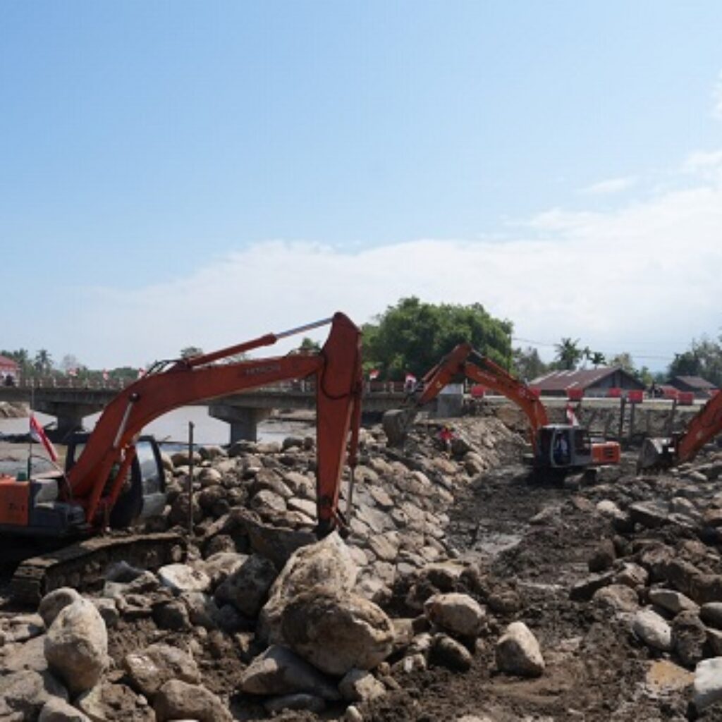 Kementerian PU Percepat Normalisasi 38 Muara Pascabencana di Sumatera