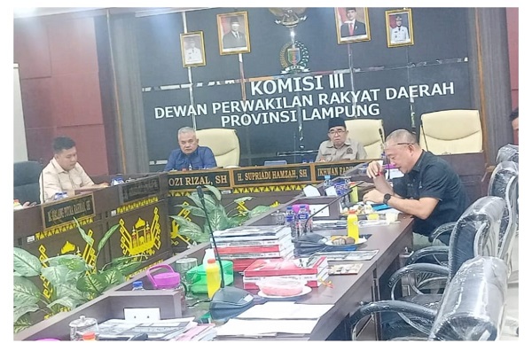 Komisi III DPRD Lampung Evaluasi Capaian PAD 2025