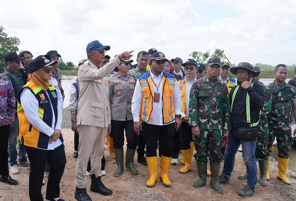 Menteri PU Dody Tinjau Jembatan Way Bungur Lampung Timur