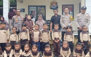 Polsek Cirinten Terima Kunjungan PAUD Azzahra, Kenalkan Polisi Sahabat Anak Sejak Dini