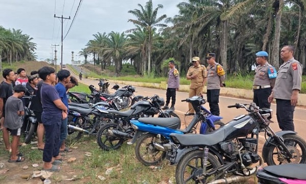Polsek Manis Mata Tindak Remaja Pengguna Knalpot Brong