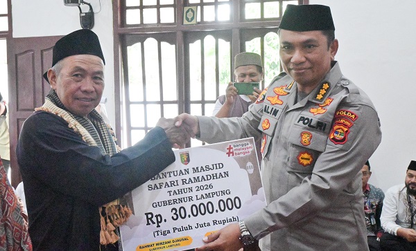 Safari Ramadan Pemprov Lampung di Pesawaran