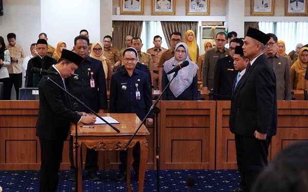 Sekda Lampung Lantik Pejabat Tinggi Pratama dan Administrator