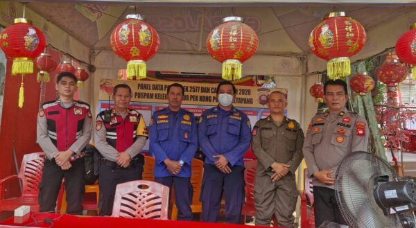 Sinergi Polri–Satpol PP di Pos Pam Imlek, Operasi Liong Kapuas 2026 Jaga Ketapang Tetap Aman dan Kondusif