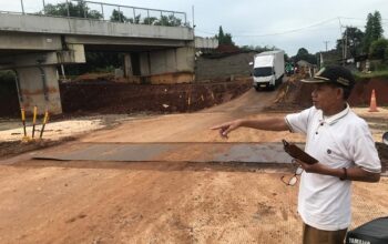 Warga Setu Bekasi Tuntut Kepastian Pembayaran Lahan Tol Japek II