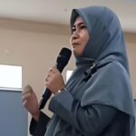 Anggota Komisi III DPRD Sukabumi Hj. Leni Liawati menyampaikan pandangan pembangunan daerah