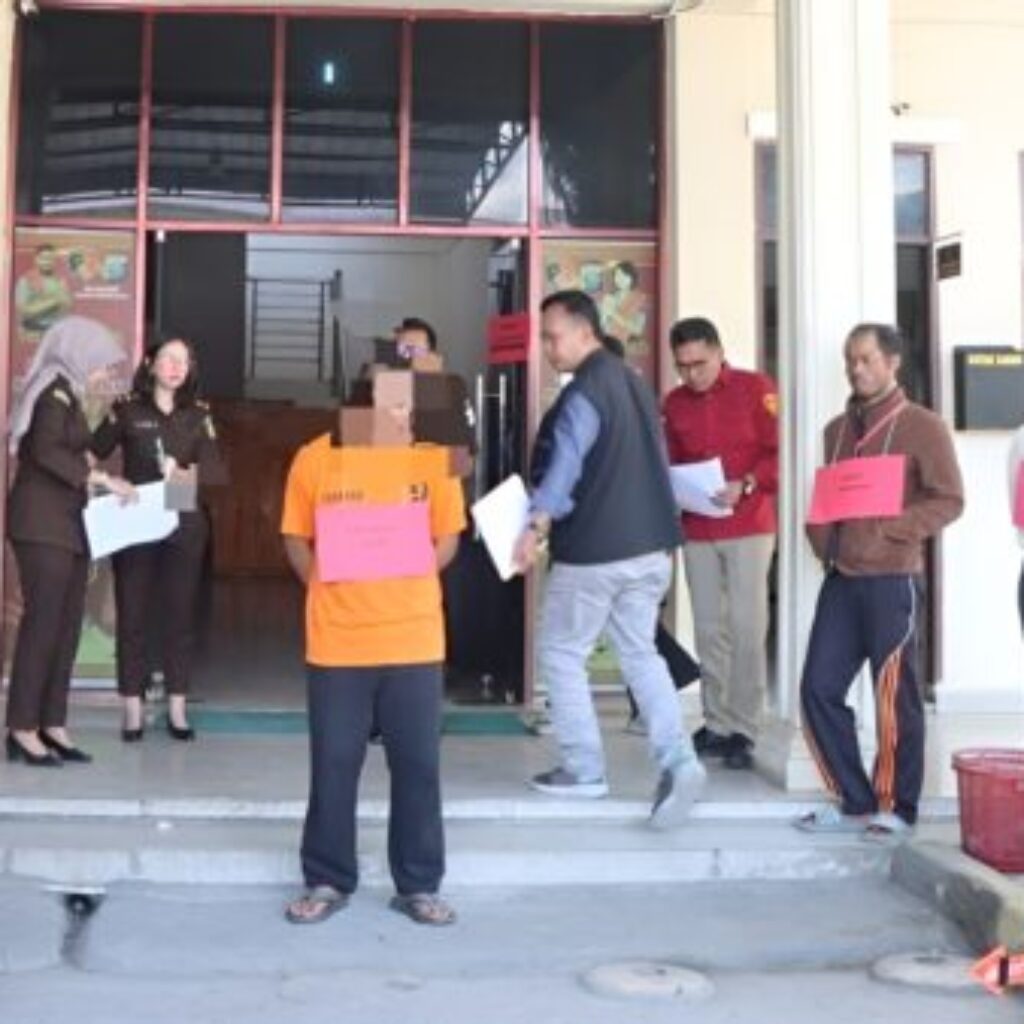 Rekonstruksi Pembunuhan Desa Batukarang, Polres Tanah Karo Peragakan 17 Adegan