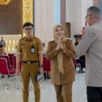 Inspektur Provinsi Lampung Bayana saat sosialisasi Zona Integritas di Aula GSG Presisi Polda Lampung