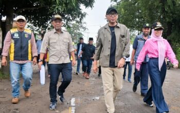 Bupati Pesawaran Dampingi Gubernur Lampung Tinjau Ruas Jalan Provinsi