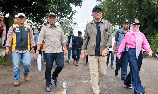Bupati Pesawaran Dampingi Gubernur Lampung Tinjau Ruas Jalan Provinsi