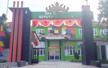 Dana BOS Rp1,32 Miliar di SMAN 1 Seputih Surabaya Disorot