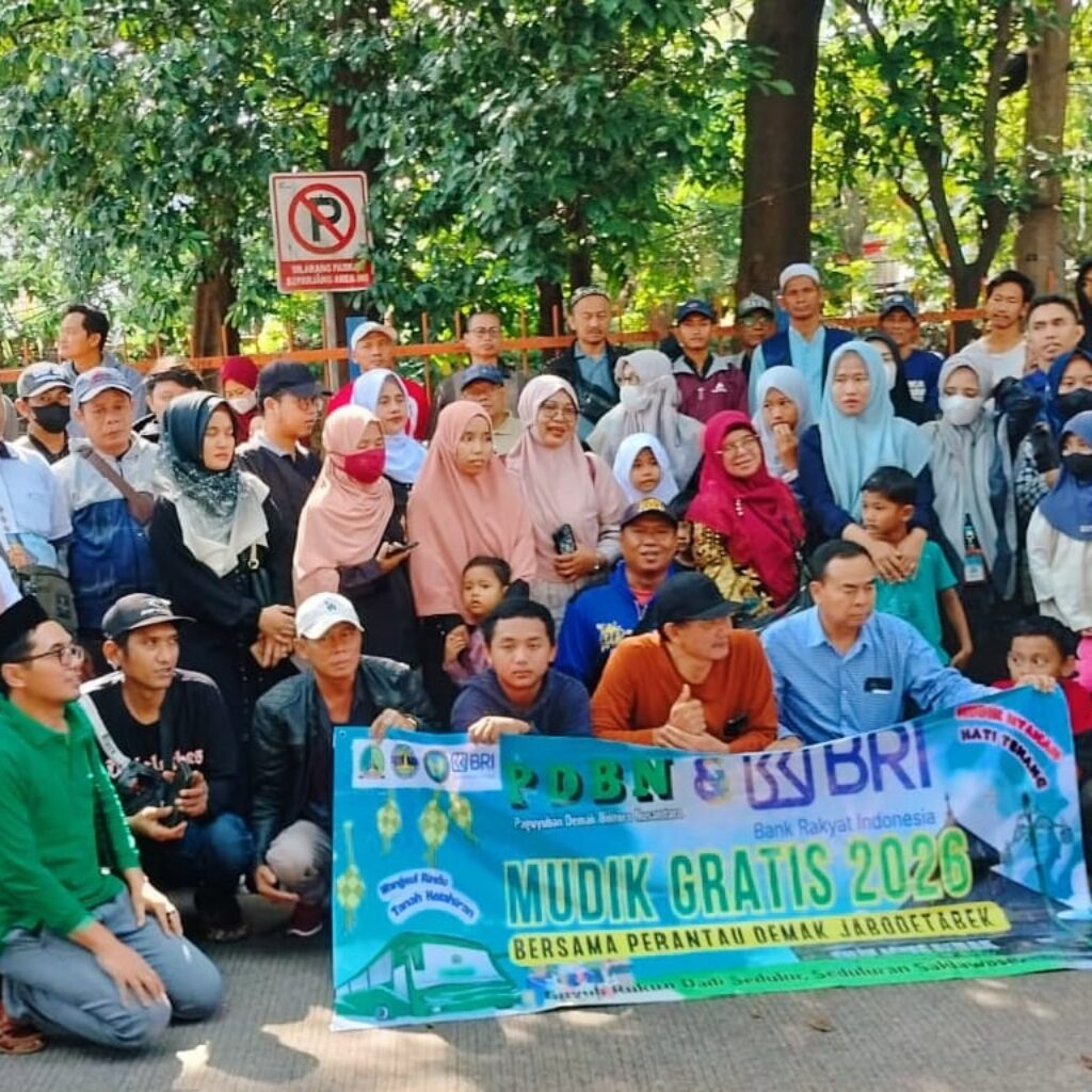 Fathan Subchi Inisiasi Mudik Ceria PDBN, 500 Warga Demak Diberangkatkan Gratis Bersama BRI