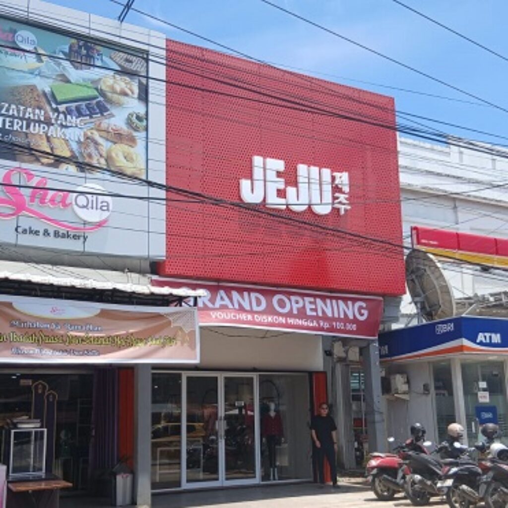 Grand Opening Toko JEJU di Ketapang, Hadirkan Busana Korean Style Harga Terjangkau
