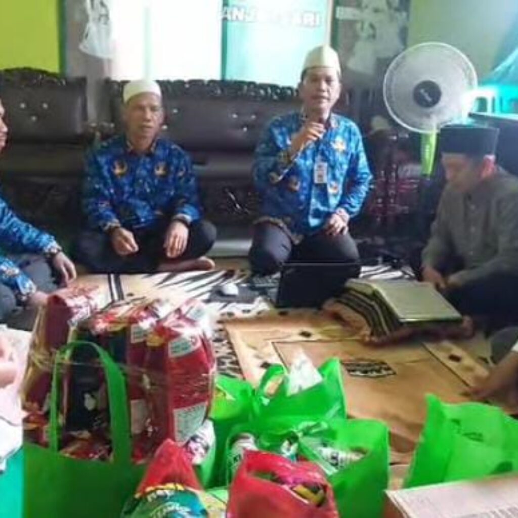 Isi Ramadan, KUA Banjarsari Lebak Gelar Khotmil Qur’an dan Buka Puasa Bersama