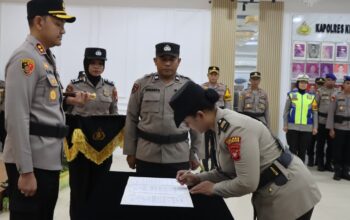 Kapolres Ketapang Pimpin Sertijab Kabag Ren dan Kapolsek Jajaran