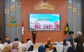 Kejari Lampung Tengah Gelar “Anjau Silau” dan Ngabuburit Hukum