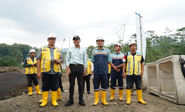 Kementerian PU Targetkan Huntara Warga Terdampak Tanah Bergerak