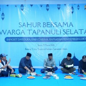 Cek Hunian Warga Terdampak Bencana, Menteri PU Sahur di Batang Toru Tapanuli Selatan