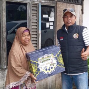 PAC Gandus Forum Cakar Sriwijaya Indonesia Salurkan Sembako untuk Warga