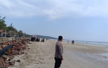 Polsek Kendawangan Intensifkan Patroli di Pantai Pasir Putih