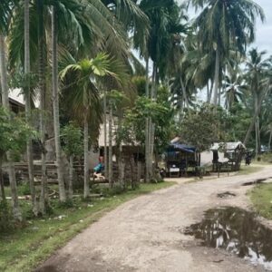 Jalan Rusak Tak Kunjung Diperbaiki, Warga Aceh Selatan Galang Donasi Perbaikan Akses Desa