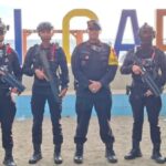 Brimob Siaga di Pantai Carita, Patroli Ketat Jaga Wisatawan saat Lebaran