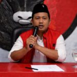 Ketua PDIP Lebak Junaedi Ibnu Jarta saat memberikan pernyataan.