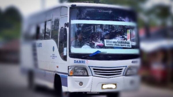 Bus Damri rute Serang Sawarna terkait dugaan kenaikan tarif