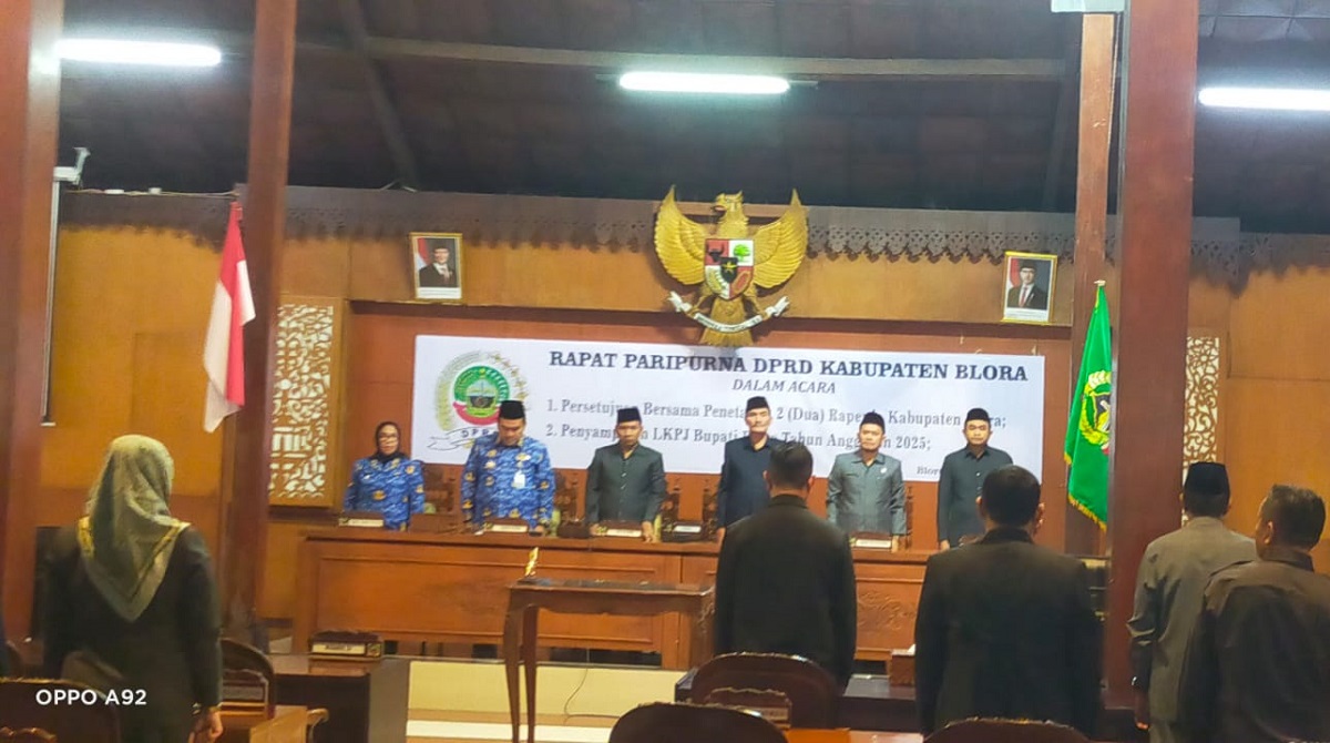 Bupati Blora Arief Rohman Sampaikan LKPJ 2025 di DPRD