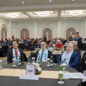 Carrel Ticualu Diapresiasi Ketua Umum PERADI SAI, Sukses Besarkan DPC Jakarta Utara hingga 400 Anggota