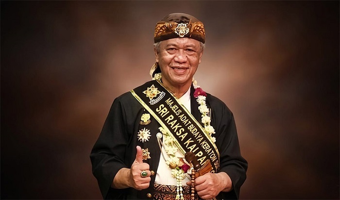 Dedi Mulyadi Tunjuk Abah Anton Pimpin Majelis Adat Sunda Jabar