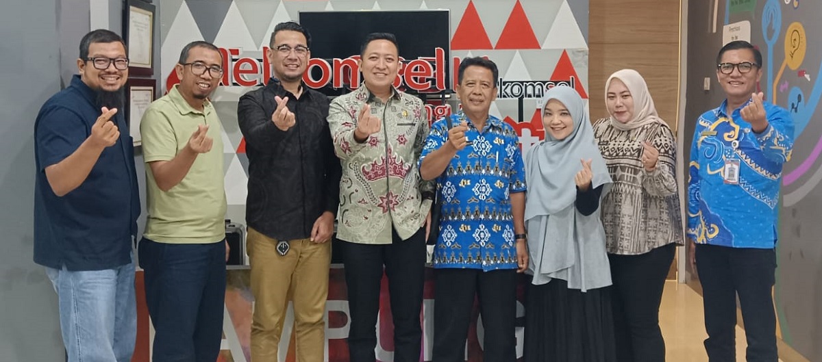 Diskominfotiksan Pesawaran Gandeng Telkomsel