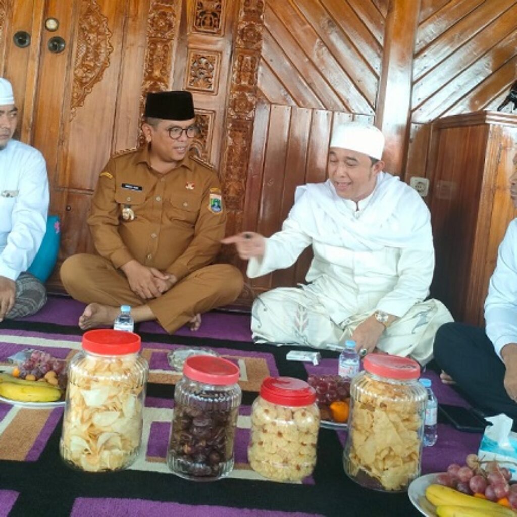 Gubernur Banten Andra Soni Hadiri Haul Abuya Bustomi ke-22 di Pandeglang, Tegaskan Kedekatan dengan Ulama
