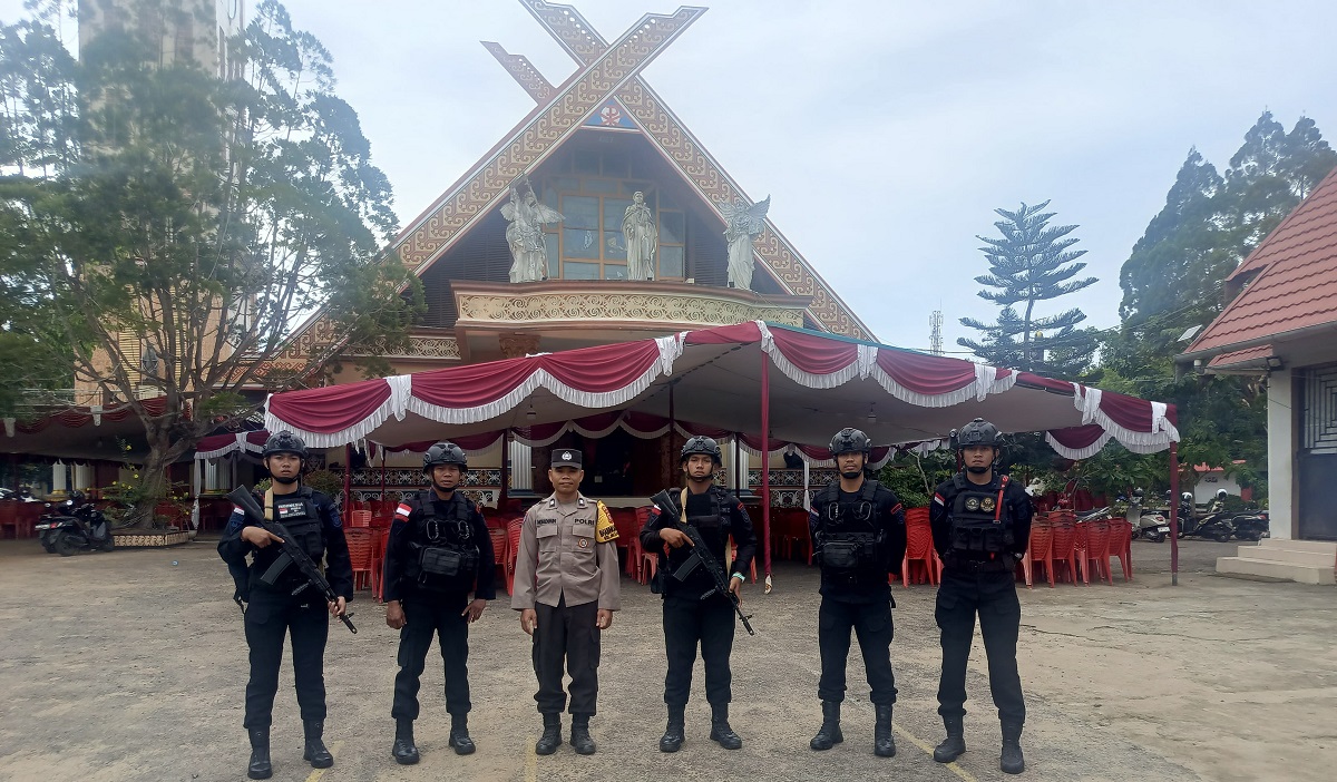 Ibadah Jumat Agung 2026 di Ketapang Berlangsung Aman